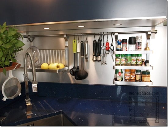 Astuces aménagement cuisine : crédence petite cuisine optimisée